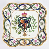 A FLIGHT WORCESTER SOFT-PASTE POCELAIN PLATE.