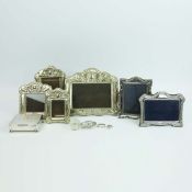 A COLLECTION OF SILVER AND PLATE. (QTY).