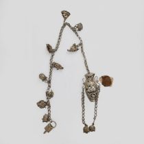A CHINESE LUCKY CHARM NECKLACE.