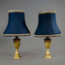 A PAIR OF NEO-CLASSICAL ITALIAN MARBLE 'GRAND TOUR' URN TABLE LAMPS. (2).