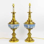 A PAIR OF WEDGWOOD JASPERWARE STYLE GILT METAL TABLE LAMPS.