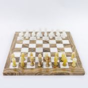 CHESS SET.