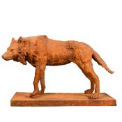 CONTEMPORARY SCHOOL SCUPTURAL STUDY OF A WOLF.