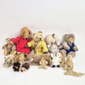 A COLLECTION OF ASSORTED TEDDYBEARS.