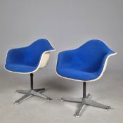 HERMAN MILLER PAC CHAIRS, A SET OF 2.