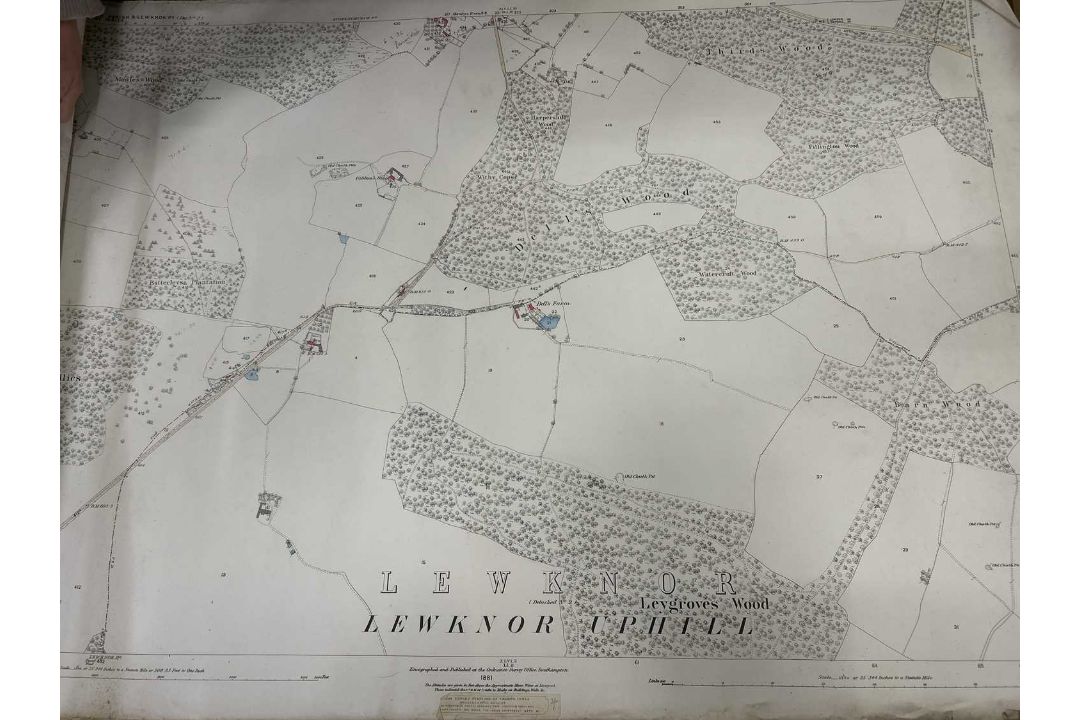A collection of various rolled estate maps - Image 4 of 10