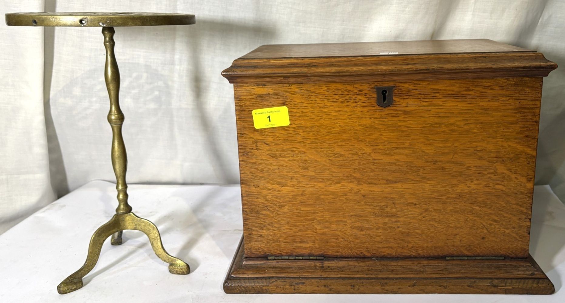 Two Day Collectables, Interiors and Furnishings