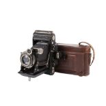 A Zeiss Ikon Super Ikonta 530/2 6 x 9 Folding Rangefinder camera. With a Carl Zeiss 10.5cm f3.