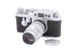 A Leitz Wetzlar Leica IIIg 35mm Rangefinder camera. 1957. Chrome. Serial number 892604.