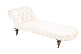 A late 19th/early 20th century chaise longue.