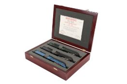 A Hornby 00 gauge 'Sir Ralph Wedgwood' Limited Edition Locomotive set.