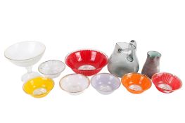 An assortment of 20th century glassware.