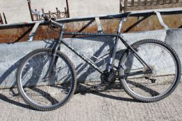 Marin Blar Valley gent's mountain bike. All items in this auction are sold as seen, We are unable to