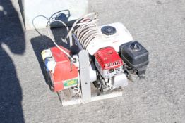 A petrol 240v / 120v generator. With a Honda GX160 5.5 motor. All items in this auction are sold