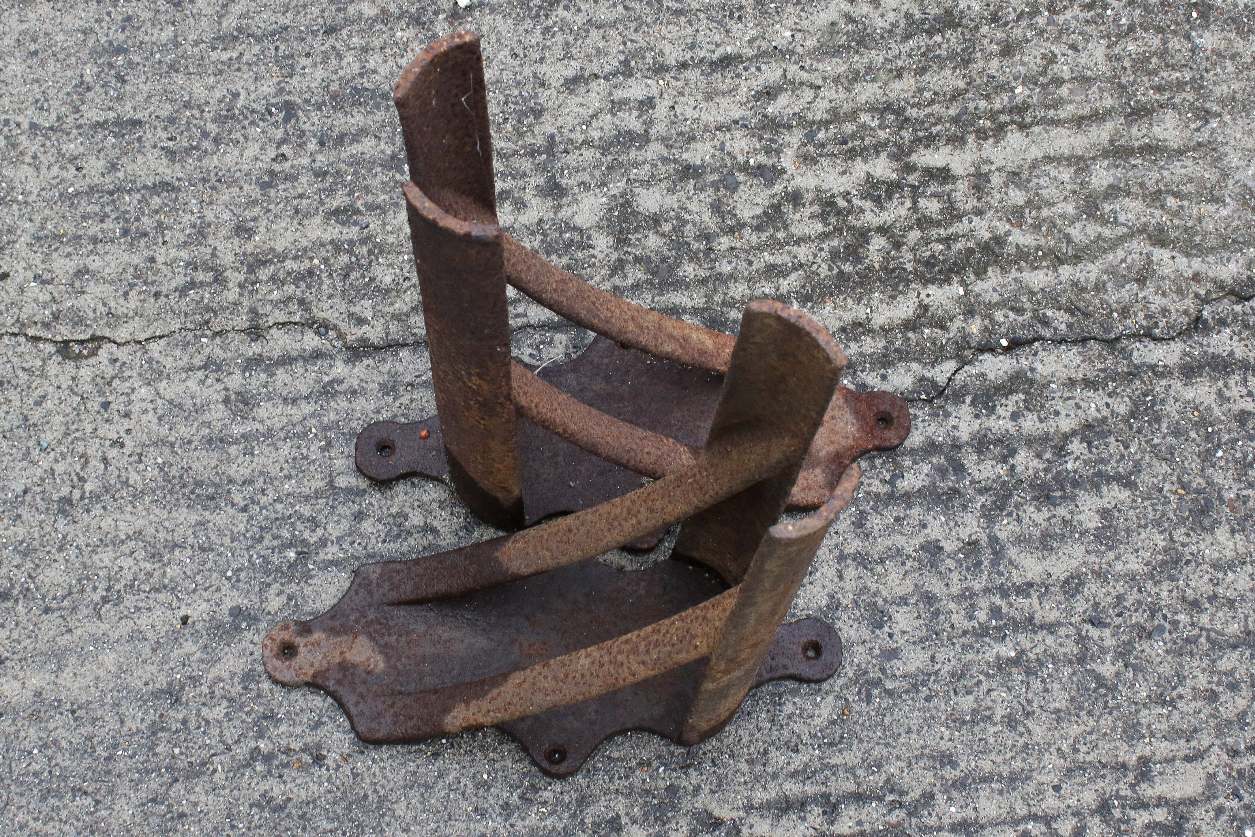 A pair of cast iron wall-mounted saddle racks. H38cm D41cm W12cm. All items in this auction are sold - Image 2 of 2
