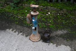 Two vintage vehicle jacks. To include a blue painted heavy duty screw jack, and a smaller 1 ton