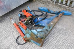 A set of Dexter Super front loading arms All items in this auction are sold as seen, We are unable