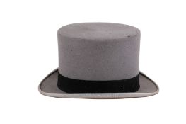 A gentleman's vintage grey felt top hat, boxed. By Dunn & Co. label '678'.