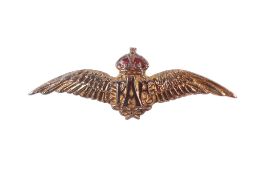 A yellow metal RAF winged sweetheart brooch. Stamped '9ct', with enamel details, gross weight 2.