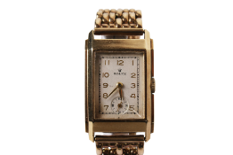 A gentleman's 9ct gold Rolex wristwatch.