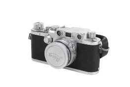 A Leica D.R.P. Ernst Leitz Wetzlar camera No. 545936. With Ernst Leitz Wetzlar Summitar lens F5cm 1.