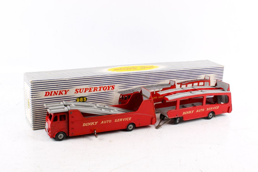 A Dinky Supertoys No.983 Car Carrier With Trailer 'Dinky Auto Service'. - Image 1 of 3