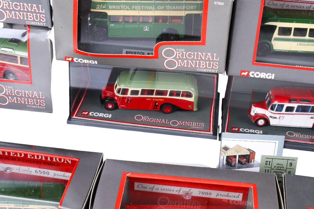A collection of Original Omnibus diecast vehicles. Comprising a Dorset Delights set, No. - Image 4 of 6