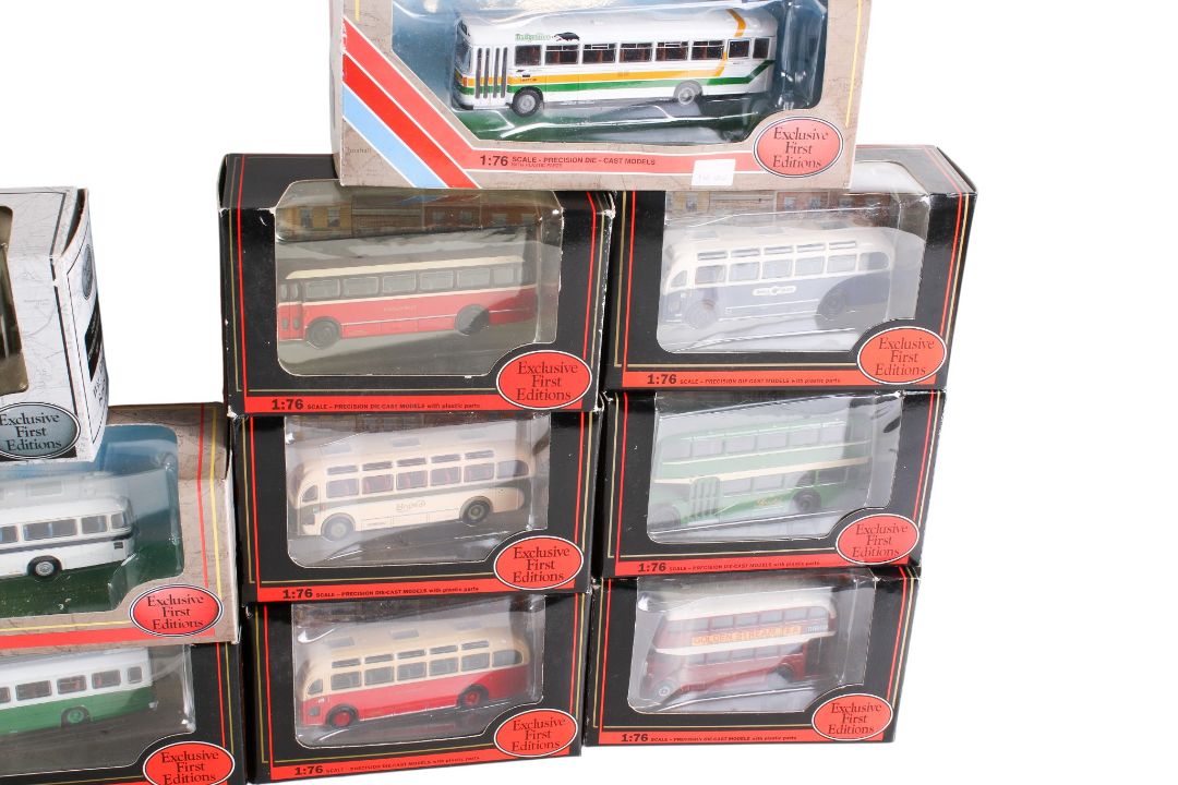 A collection of EFE 1:76 scale diecast model buses and coaches. Including a AEC Regal 10T 10 Bus 'U. - Image 2 of 5