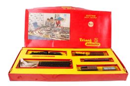 A Tri-ang 00 gauge electric train set. RS.