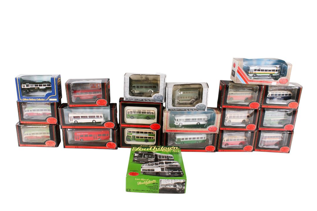 A collection of EFE 1:76 scale diecast model buses and coaches. Including a AEC Regal 10T 10 Bus 'U. - Image 1 of 5