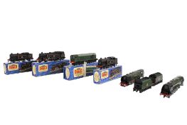 Six Hornby Dublo 00 gauge locomotives.