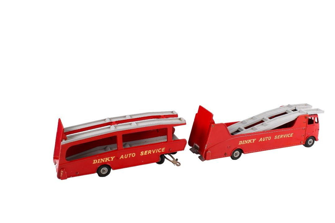 A Dinky Supertoys No.983 Car Carrier With Trailer 'Dinky Auto Service'. - Image 2 of 3