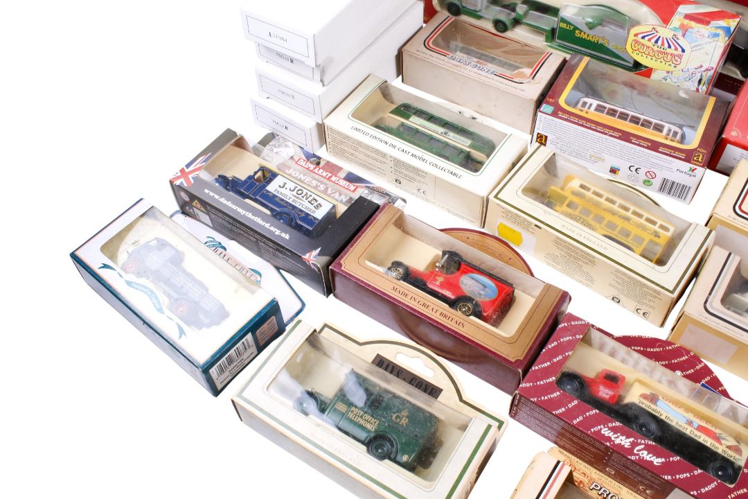A collection of Lledo diecast vehicles. - Image 5 of 5