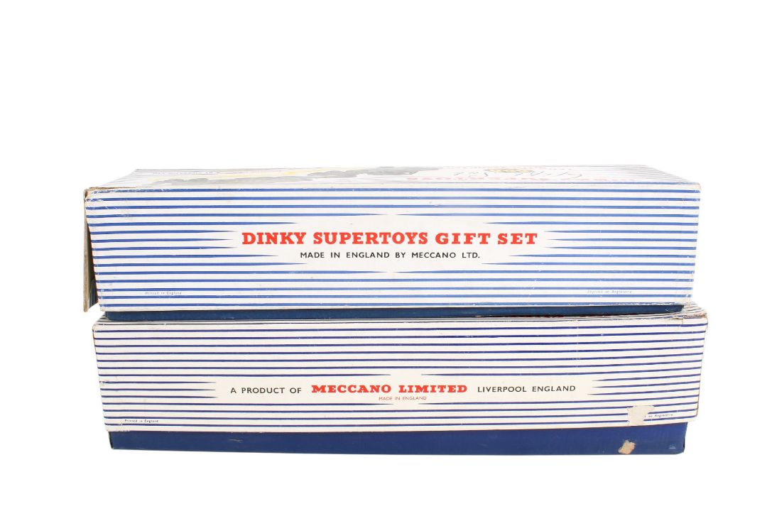 Two Dinky Supertoys Military diecast models. Comprising a No. - Image 4 of 5