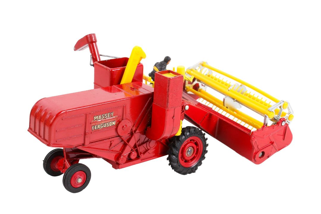 A Corgi Toys Major No.1111 Massey Ferguson '780' Combine Harvester. - Image 3 of 6