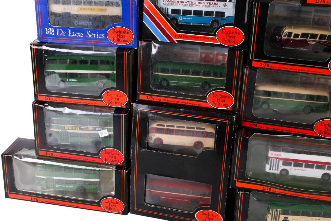 A collection of EFE 1:76 scale diecast model coaches and buses. - Image 4 of 5