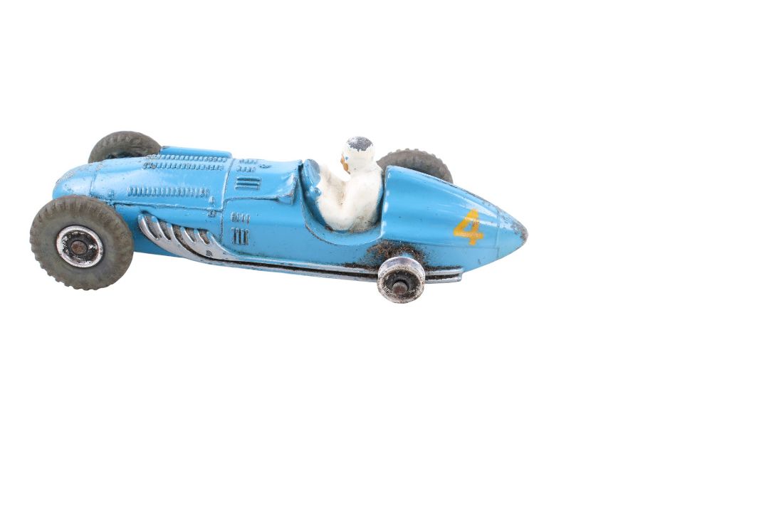 Three Dinky diecast racing cars. Comprising a No. - Image 3 of 4
