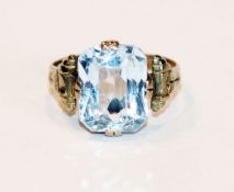 8 k Gelbgold Ring mit Aquamarien ?, 3,9 gr., Gr. 53