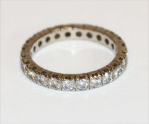 18 k Weißgold geprüfter Memoryring mit Diamanten, 3,77 gr., Gr. 54