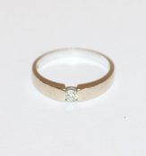14 k Gelbgold Ring mit ca. 0,10 ct. Diamant, 2,7 gr., Gr. 52