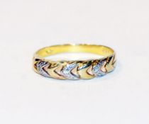 14 k Gelb- und Weißgold Ring mit sehr kleinen Diamanten, 1,24 gr., Gr. 56