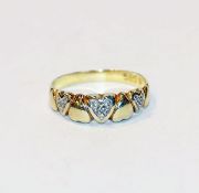 14 k Gelb- und Weißgold Ring in Herzdekor mit sehr kleinen Diamanten, 1,4 gr., Gr. 53, Tragespuren