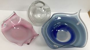 A Jane Hunt art glass spherical twist vase of clear form, 17.