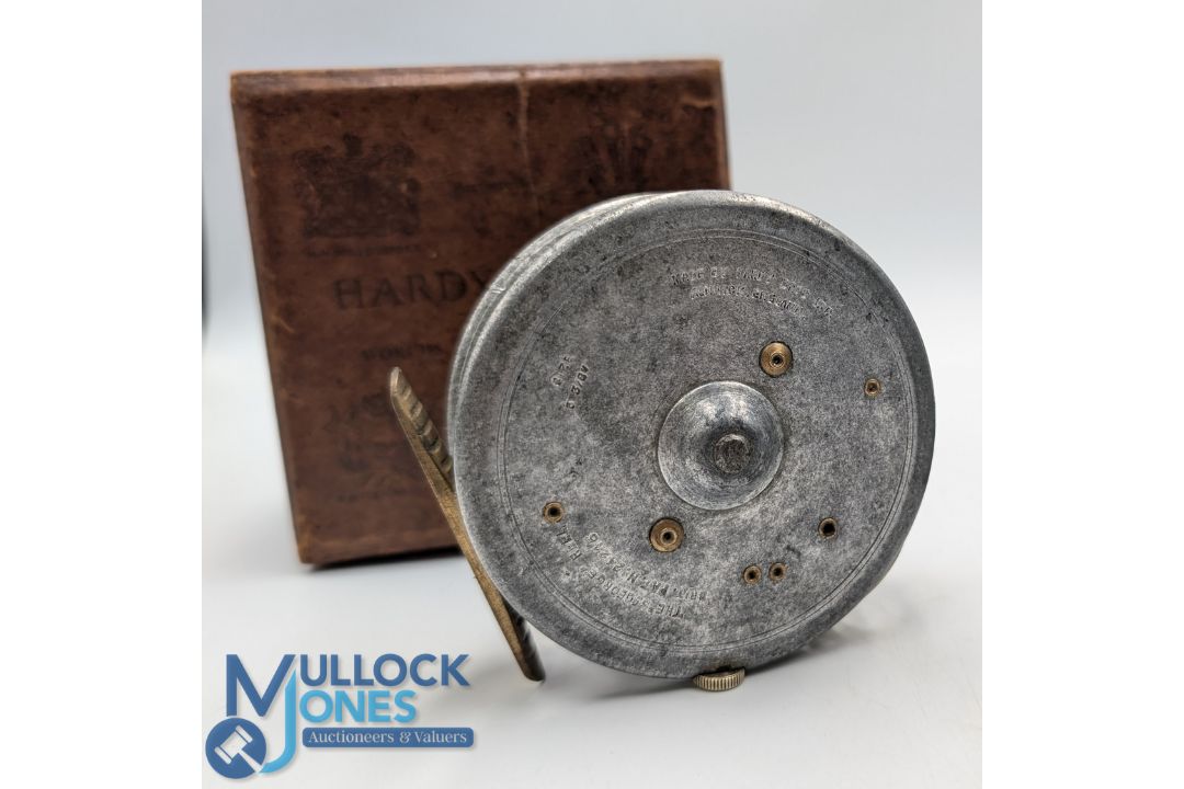 Hardy Bros "The St George" alloy trout fly reel RHW 3 3/8" ventilated spool, 3 screw latch, milled - Image 2 of 2