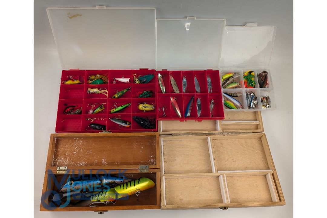 Quantity of Fishing Spinners Spoon Plugs Artificial Baits, within 4 plastic and 2 wooden tackle