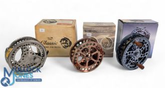 Selection of centre pin reels to include Ikonix 4.25 diameter large abour reel, ¾