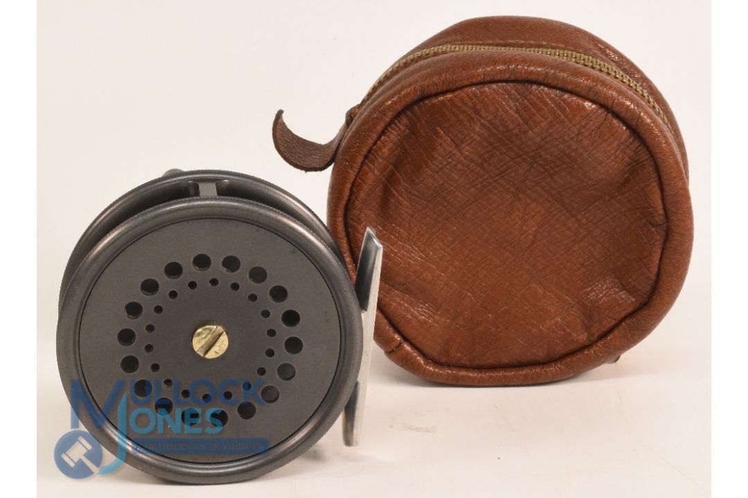 Hardy Perfect 3 1/8" left hand wind alloy trout fly reel, fine condition, good agate line guide, rim - Image 1 of 2