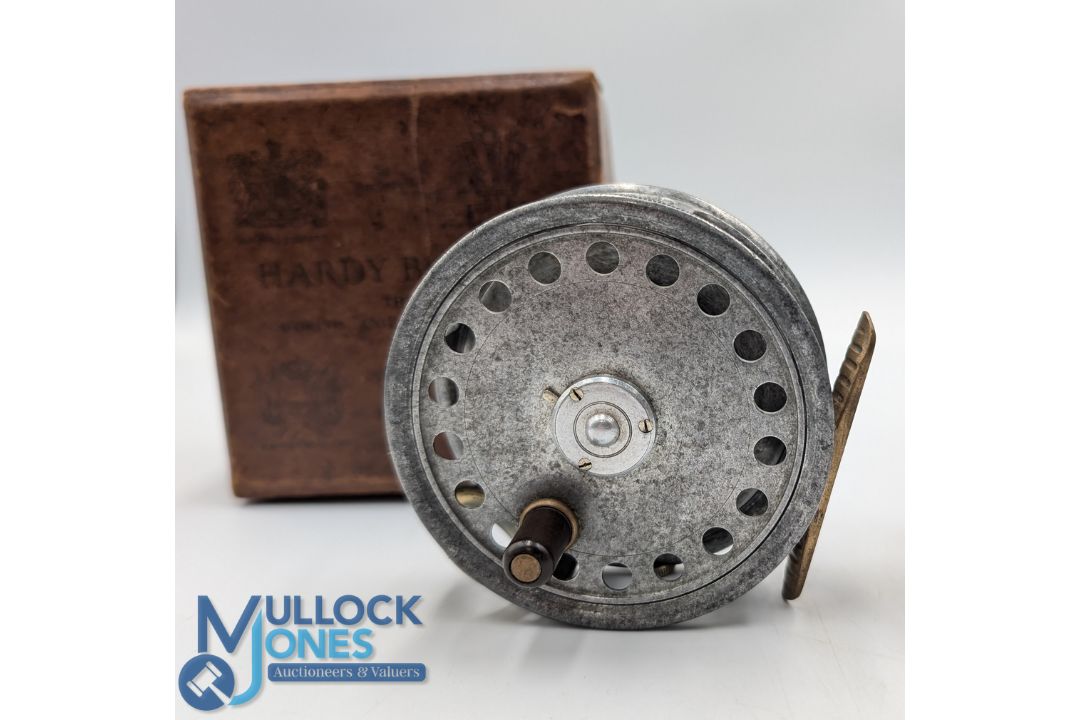 Hardy Bros "The St George" alloy trout fly reel RHW 3 3/8" ventilated spool, 3 screw latch, milled - Image 1 of 2
