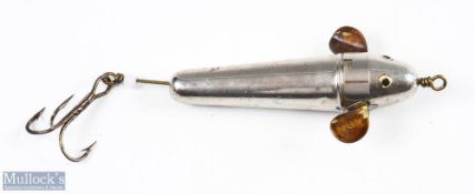 Rare Leonard Crossle Gravity Minnow with removable head, body measures 2 ¾