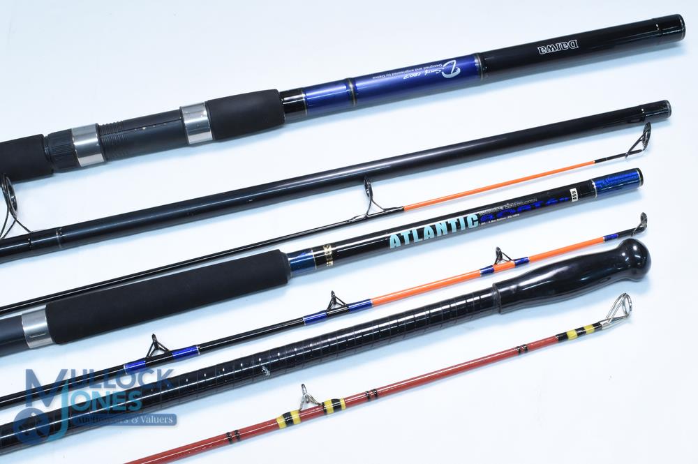 Daiwa Surf 1207, 12' 3-piece beach casting rod, casting weight 4-8oz, lined guides on screw winch - Image 2 of 2